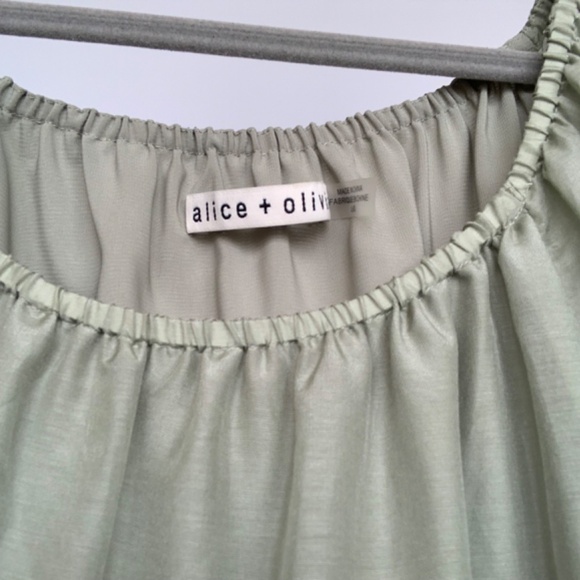 Alice + Olivia Green Off-Shoulder Blouse - Picture 5 of 5